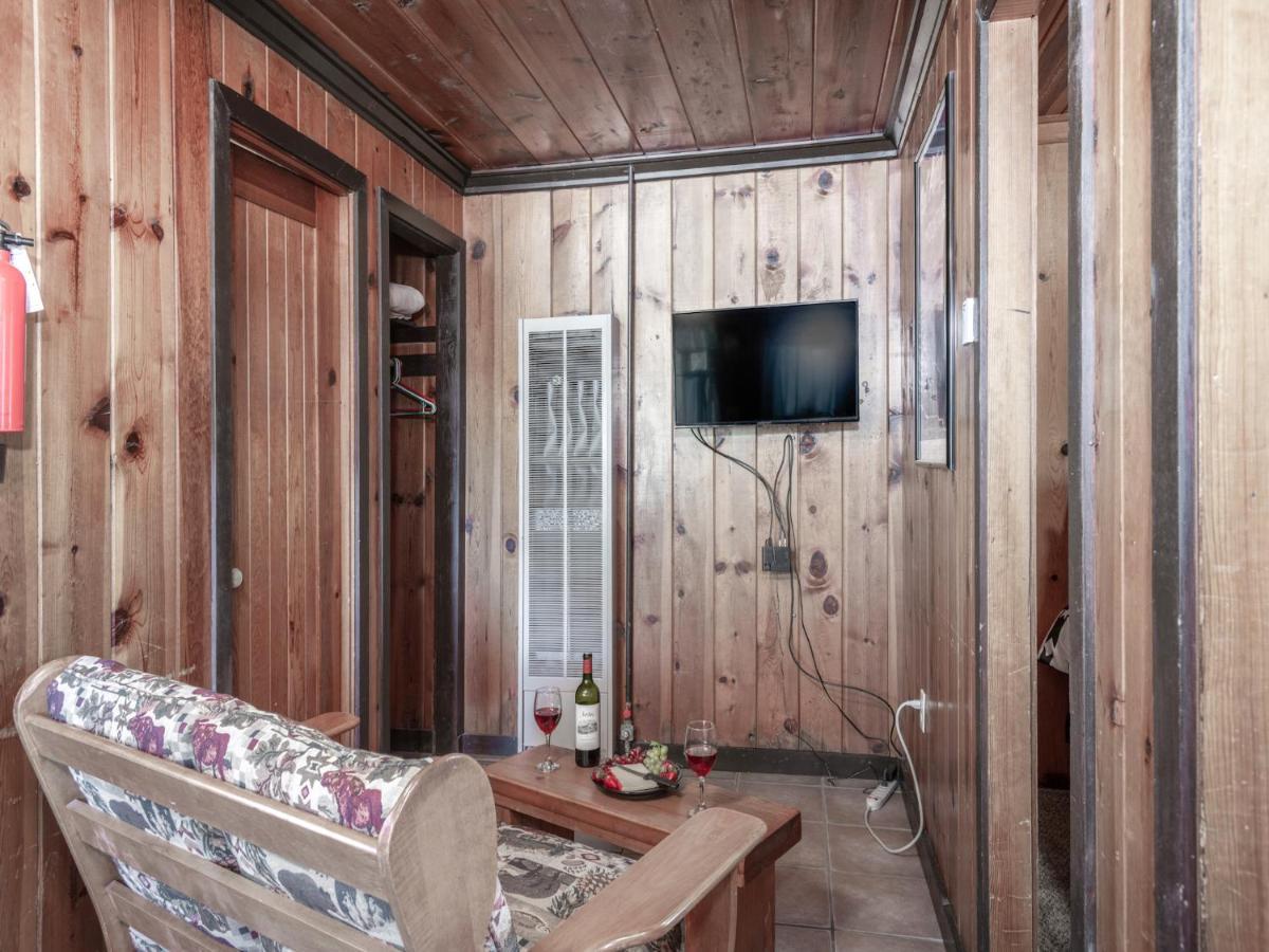 Tiny Two, 2 Bedrooms, Midtown, Sleeps 4 Ruidoso Exterior foto